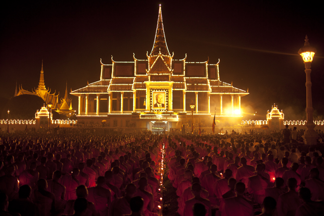 រដ្ឋា​ភិបាល​ចេញសារាចរឲ្យ​ឈប់​សំរាកថ្ងៃទី១១ កក្កដា​