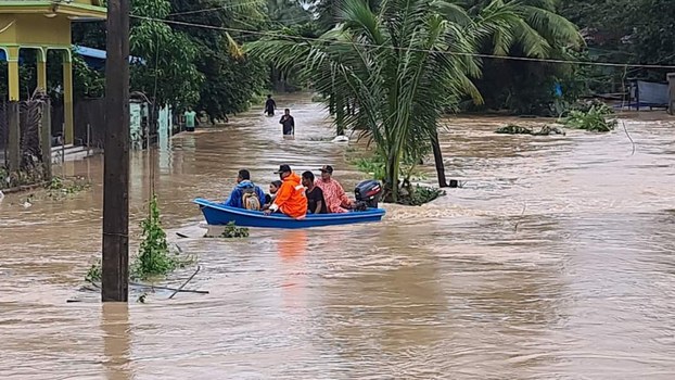 កុមារី​ម្នាក់​ស្លាប់ និង​ពលរដ្ឋ​ជិត ២ពាន់​នាក់ ត្រូវ​ជម្លៀស​ទៅ​ទួល​សុវត្ថិ​ភាព ដោយសារ​ជំនន់​ទឹក​ភ្លៀង​នៅ​ខេត្ត​ព្រះសីហនុ