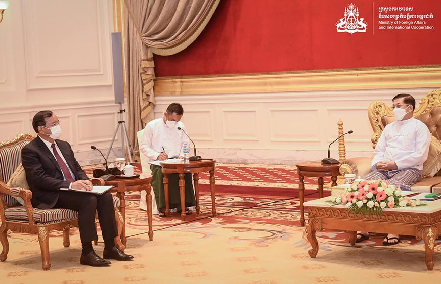 បេសកជន​ពិសេស​ចាត់​ទុក​ការ​ដោះលែង​អ្នកទោស​ទ្រង់ទ្រាយ​ធំ​នៅ​មីយ៉ាន់ម៉ា​ធ្វើឡើង​ក្នុង​ទិសដៅ​ត្រឹមត្រូវ