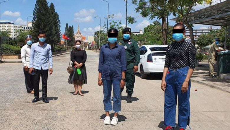 អគ្គកុងស៊ុល​កម្ពុជា​ប្រចាំ​នៅ​ក្រុង​ហូជីមិញ បញ្ជូន​ស្ត្រី​ខ្មែរ ២ នាក់​ ដែល​ត្រូវ​បាន​គេ​ជួញដូរ​ទៅ​ប្រទេស​ចិន ត្រឡប់​មក​កម្ពុជា​វិញ