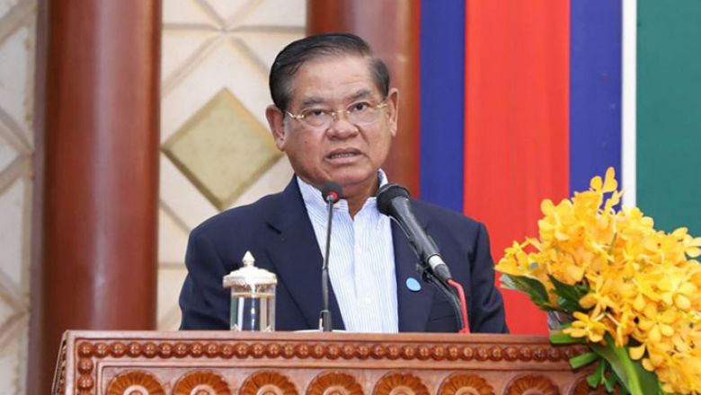 បុគ្គលិក​សុខាភិបាល​ជាង​ ២ ​ម៉ឺន​នាក់​ និង​ថវិកា​ប្រមាណ​ $១៦៦ ​លាន​ នឹងត្រូវ​ផ្ទេរ​ទៅ​រដ្ឋបាល​រាជធានី-ខេត្ត​ ដើម្បី​ផ្តល់​សេវា​សុខាភិបាល