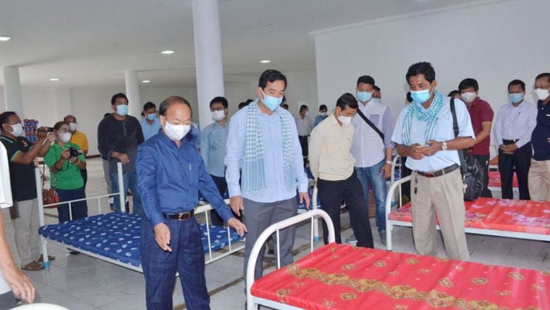 លោក ហ៊ុន ម៉ាណែត និង​លោក ហ៊ុន ម៉ានិត ជួយ​ឧបត្ថម្ភ​គ្រែ​ចំនួន ២៥០ ដល់​រដ្ឋបាល​ខេត្ត​កំពង់ចាម សម្រាប់​សេវា​ព្យាបាល​អ្នក​ជំងឺ​កូវីដ ១៩