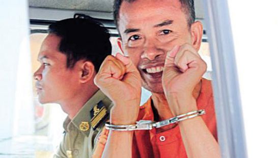  អតីត​ចៅសង្កាត់​ប៉ោយប៉ែត​មកពី​គណបក្ស​សង្គ្រោះ​ជាតិ​ជា​ជន​ត្រូវ​ចោទ​ឈ្មោះ ចៅ វាសនា ជាមួយ​នឹង​...