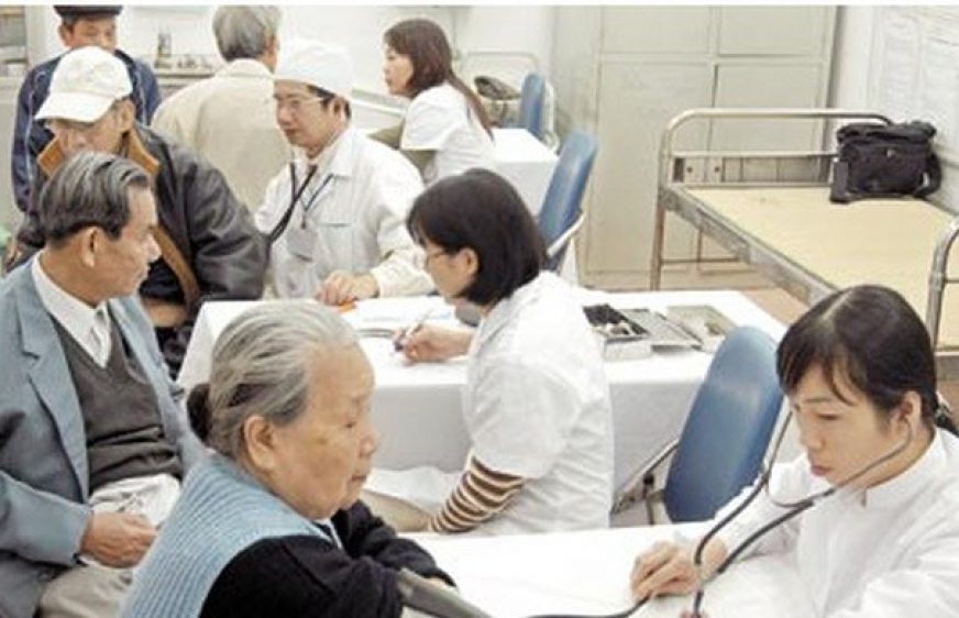 ពលរដ្ឋវៀតណាមអាយុចាប់ពី៦០ឆ្នាំទទួលការព្យាបាលជំងឺដោយឥតគិតថ្លៃ