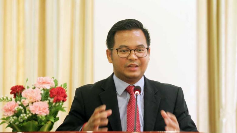 មន្ត្រី​កម្ពុជា​ច្រានចោល​របាយការណ៍ អសប ដែលថា ការបន្ត​​ឃុំខ្លួន​អ្នក​ការពារ​សិទ្ធិមនុស្ស​ ៧ ​រូប​ ហាក់​បំពាន​សិទ្ធិ​របស់​ពួកគេ