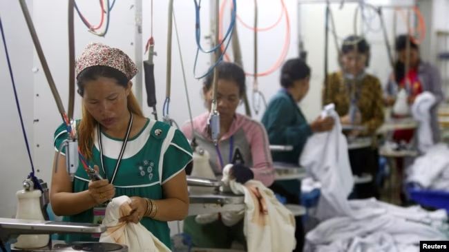 អ្នកតស៊ូមតិ៖ ការស្តារ​ឡើងវិញ​នូវ​ការ​គោរព​សិទ្ធិកម្មករ​ចាំបាច់​ដល់​ការ​ទទួល​បាន​ពេញលេញ​នូវ​ឋានៈអនុគ្រោះ​ពន្ធ EBA និង GSP 