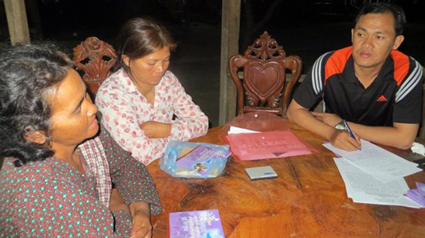 ពលរដ្ឋ​នៅ​ឃុំ​ថ្មដា ទទូច​ដល់​អាជ្ញាធរ​ខេត្ត​ពោធិ៍សាត់ ឱ្យ​​ដោះស្រាយ​បញ្ចប់​វិវាទ​ដីធ្លី ដែល​អូស​បន្លាយ​ជាង ១០ឆ្នាំ​មក​នេះ