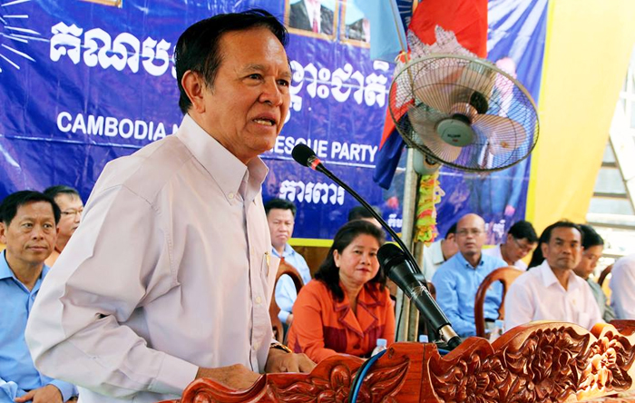 មន្ត្រីជាន់ខ្ពស់CNRP បដិសេធព័ត៌មានមួយថាលោក កឹម សុខា យល់ព្រមប្រគល់ខ្លួនឱ្យសមត្ថកិច្ច 