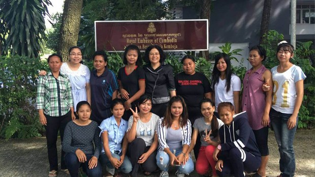 ពលករ​ខ្មែរ​​ធ្វើ​ការ​​នៅ​​ម៉ា​ឡេ​ស៊ី ខកចិត្ត​ចំពោះ​មន្រ្តីស្ថានទូត​ខ្មែរ​មិន​អើពើ​ទុក្ខលំបាក​របស់​ពួកគេ​អំឡុង​ពេល​រាតត្បាត​ជំងឺកូវីដ១៩​