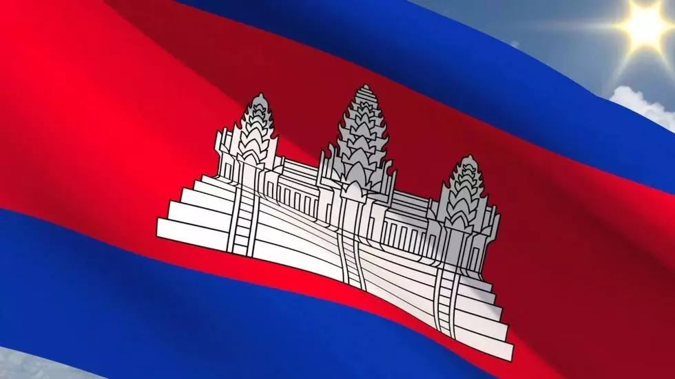 អំណាចនៅលើឆាកនយោបាយកម្ពុជា