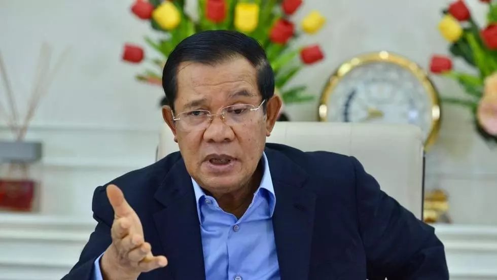 លោក ហ៊ុន សែន៖ ការ​ដាក់​កំហិត​ឲ្យ​ចាក់​វ៉ាក់សាំង​ដើម្បី​បាន​ចូល​ធ្វើ​ការងារ​វិញ​គឺ​ជា​រឿង​អយុត្តិធម៌