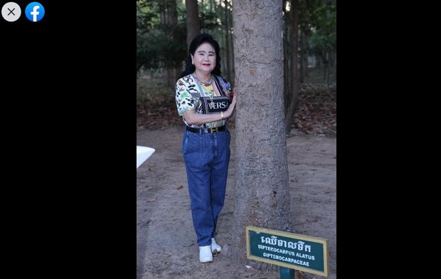 ពលរដ្ឋ​មួយ​ចំនួន​ប្រតិកម្ម​នឹង​ភរិយា​លោក ហ៊ុន សែន បង្អួត​សម្ភារៈ​តម្លៃ​រាប់​សិប​ម៉ឺន​ដុល្លារ