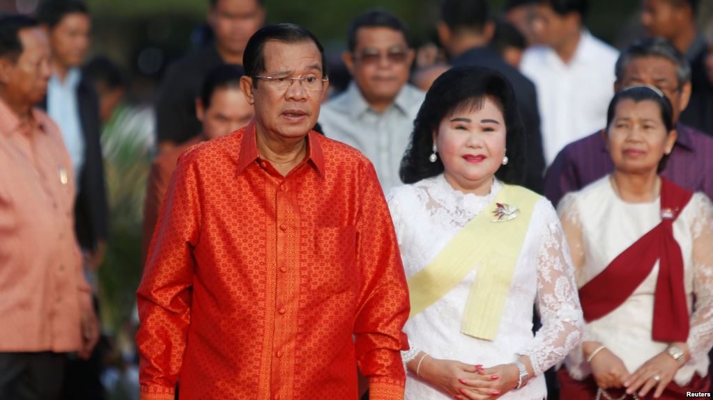 លោក ហ៊ុន សែន សរសើរ​ជោគជ័យ​នៃ​ការកម្ចាត់​បក្ស​ប្រឆាំង​ក្នុង​សារ​ឆ្នាំ​ថ្មី