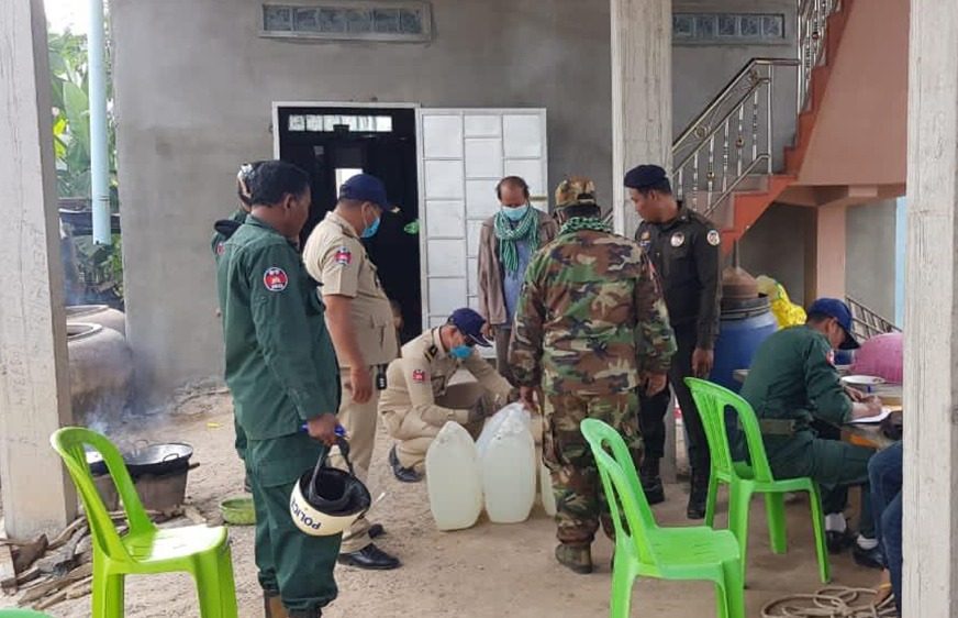 ក្រសួង​​ក្រើន​រំឭក​​ពលរដ្ឋ​​ឱ្យ​​ការពារ​​សុខភាព ​ចៀសវាង​​ការ​​ពុល​​ចំណី​អាហារ​និង​​ស្រា​