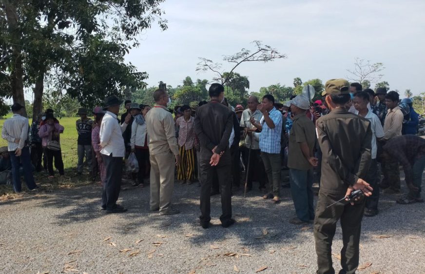 ពលរដ្ឋ​ជាង​២០០គ្រួសារ​ចោទ​អាជ្ញាធរជាតិអប្សរា​ថា​យក​ដី​ពួកគេ​ឱ្យ​ពលរដ្ឋ​ផ្សេង​ដោយ​មិន​ផ្ដល់​សំណង