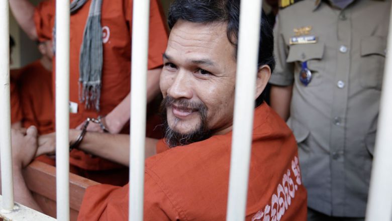 លោក ហ៊ុន សែន បញ្ជាឲ្យ​ដក​ទូរស័ព្ទ​ពី​​លោក មាជ សុវណ្ណារ៉ា ដែល​កំពុង​ជាប់​ឃុំហើយ​ថា​មិន​ដោះ​លែង​ទេ