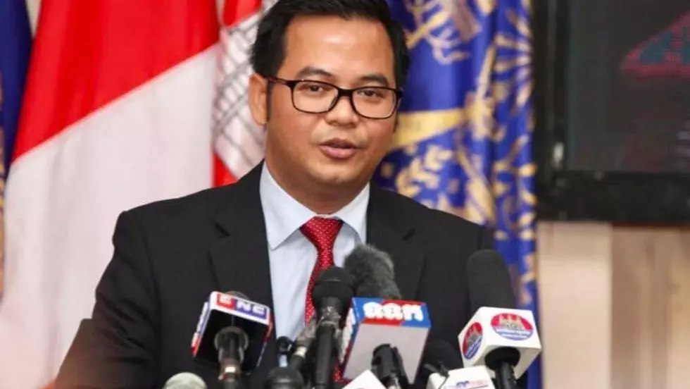 ក្រសួងសុខាភិបាល និងក្រសួងយុត្តិធម៌ចាប់ដៃគ្នាបង្កើតឱ្យមានច្បាប់ទប់ស្កាត់ការឆ្លងរាលដាលជំងឺកូវីដ១៩