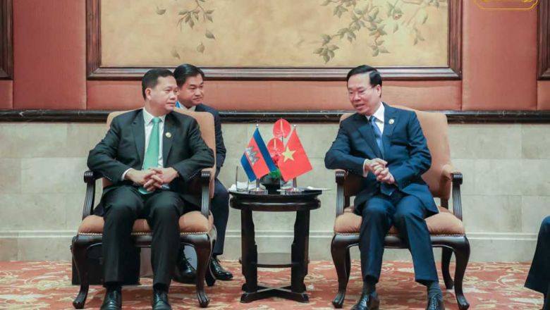 កម្ពុជា​ស្នើឱ្យ​វៀតណាម​ព​ន្លឿ​ន​ការចរចា​ការតភ្ជាប់​ផ្លូវ​ល្បឿន​លឿន ​ដើម្បី​សម្រួល​ពាណិជ្ជកម្ម​ និង​ទេសចរណ៍​ 