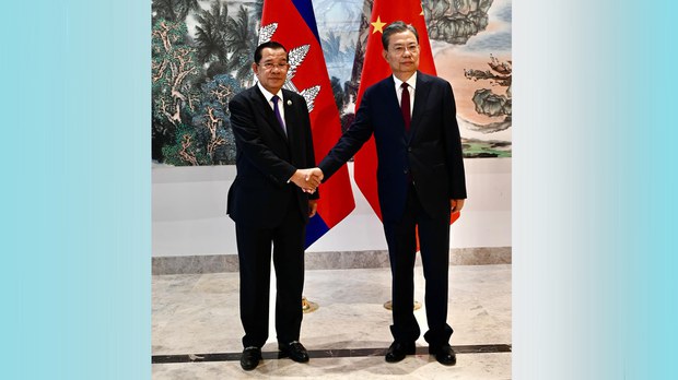 លោក ហ៊ុន សែន ស្នើ​ចិន​ជួយ​គាំទ្រ​លើ​គម្រោង​ព្រែក​ជីក​ហ្វូណន-តេជោ ខណៈ​ចិន​កំពុង​ខ្វះ​លុយ​គាំទ្រ​គម្រោង BRI