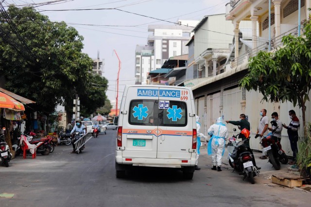 រកឃើញកម្មករម្នាក់ឆ្លងកូវីដ-១៩ និងអ្នកពាក់ព័ន្ធជាង១០០នាក់ 