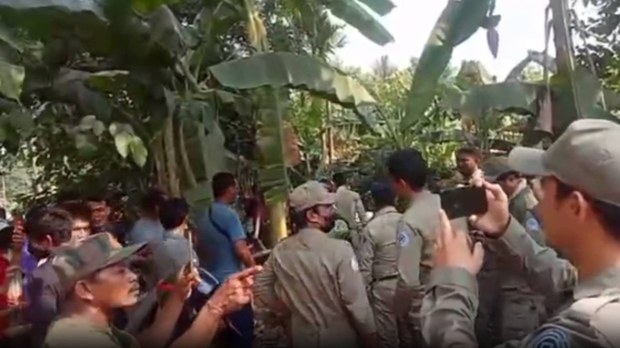 មន្ត្រី​សង្គម​ស៊ីវិល​ស្នើ​ឱ្យ​អាជ្ញាធរ​អប្សរា​បញ្ឈប់​ការ​រុះរើ​ផ្ទះសម្បែង​ពលរដ្ឋ ក្នុង​តំបន់​អង្គរ​នៅ​ខេត្ត​សៀមរាប