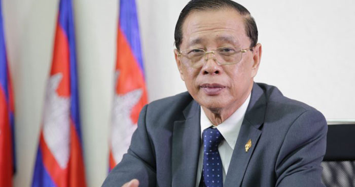 អ្នកនាំពាក្យ​ CPP​ ៖​ ក្រុម​អ្នក​ច្បាប់​គណៈរដ្ឋមន្ដ្រី​កំពុង​តាក់តែង​ច្បាប់​ហាម​ទណ្ឌិត​ធ្វើ​នយោបាយ​