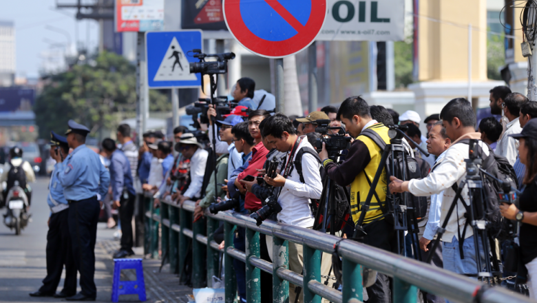 ខេមបូចា រកឃើញ​អ្នកកាសែត​ខ្លះ រង​ការប្រើ​អំពើហិង្សា​នៅពេល​បំពេញការងារ