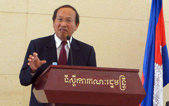 លោក ផៃ ស៊ីផាន អ្នកនាំពាក្យ ទីស្ដីការគណៈរដ្ឋមន្ដ្រី បានអះអាងថា កម្ពុជាបានត្រៀមលក្ខណៈ លះបង់គ្រប់បែបយ៉ាង សម្រាប់សហគមន៍អឺរ៉ុប (EU) 