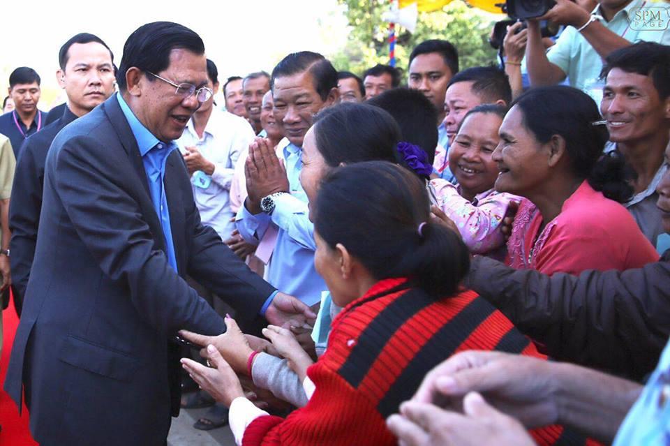 លោក ហ៊ុន សែន ស្នើឲ្យគ្រប់រាជធានី-ខេត្ត បន្តជម្រុញយន្តការប្រមូលកែច្នៃសំរាម និងអនាម័យ​សណ្តាប់ធ្នាប់​សាធារណៈ​ឲ្យបាន​នៅឆ្នាំ២០១៨