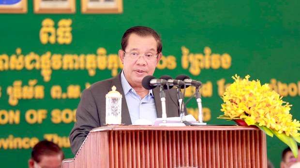 លោក​ ហ៊ុន​ សែន​ បន្ត​ហាមឃាត់​ពលរដ្ឋខ្មែរ​មិន​ឲ្យ​ទៅ​​ច្បាំង​នៅ​អ៊ុយក្រែន​ និង​​ប្រកាស​ទទួល​ជន​​ភៀស​ខ្លួន​អ៊ុយក្រែន​