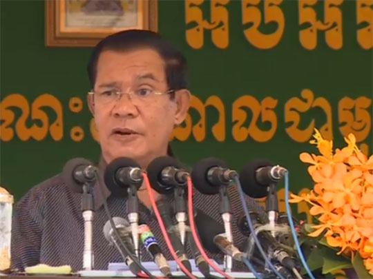 លោកនាយករដ្ឋមន្រ្តី អញ្ជើញសំណេះសំណាល ជាមួយកម្មករ នៅសួនឧស្សាហកម្មវឌ្ឍនៈ១