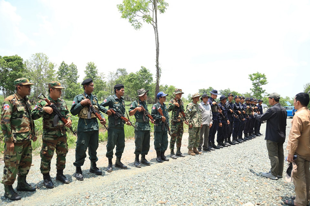 កម្លាំង​ចម្រុះ​ជាង​៧០០​នាក់​ត្រូវ​បាន​ដាក់​ឱ្យ​ប្រចាំការ ដើម្បី​បង្រ្កាប​ការ​ទន្រ្ទាន​ដី​ព្រៃ​ក្នុង​ខេត្ត​ពោធិ៍សាត់