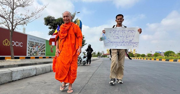 ព្រះតេជព្រះគុណ សំ គឹមសាធ បន្ត​ធ្វើ​ធម្មយាត្រា​ជាថ្មី​ជំរុញ​រដ្ឋាភិបាល​គោរព​សិទ្ធិមនុស្ស