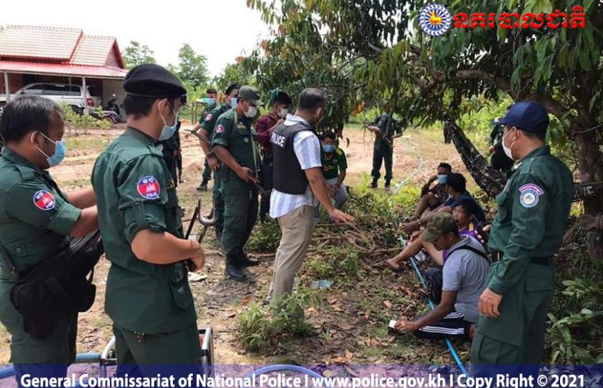 សមត្ថកិច្ចខេត្តកោះកុង​ឃាត់ខ្លួន​មនុស្ស​៦​នាក់​ជា​មួយ​គ្រឿង​ញៀន​ជាង​២០០​គីឡូក្រាម