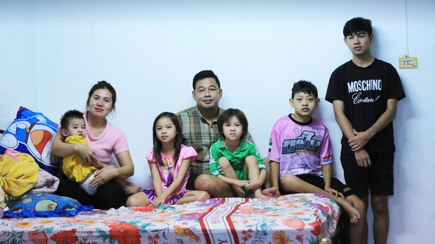  មន្ត្រី​ជាន់ខ្ពស់​បក្ស​ប្រឆាំង​លោក ជា ជីវ ទាំង​ប្រពន្ធ​កូន​ទ្រាំ​រស់នៅ​ជា​ជនភៀសខ្លួន​នៅ​ប្រទេស​ថៃ មិន​ក្បត់​ឆន្ទៈ​ពលរដ្