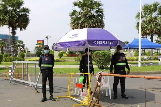 អាជ្ញាធរឃាត់ខ្លួន អាជីវករផ្សារដើមគ ២នាក់ ដែលវិជ្ជមានកូវីដ-១៩ លួចចេញពីកន្លែងចត្តាឡីស័ក 