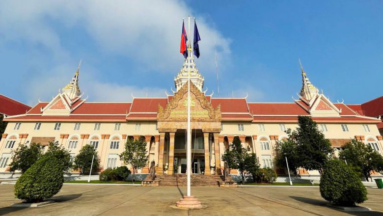 លោក​ ហ៊ុន សែន អះអាង​ថា រដ្ឋាភិបាល​លោក​ផ្តល់​សិទ្ធិ​សេរីភាព​ដល់​សាសនា​ទាំង​អស់ តែ​ក្រុម​សាសនិក​​ខ្លះ​រិះគន់