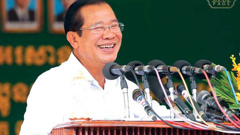 បក្ស​ចូលរួម​បោះឆ្នោត​បង្ហាញ​ពី​ថវិកា​ និង​ជំហរ​ ខណៈ​មាន​ការ​រិះគន់​ថា ពួកគេ​ចូលរួម​បោះឆ្នោត​គ្រាន់​តែ​កំដរ​បក្ស​កាន់​អំណាច