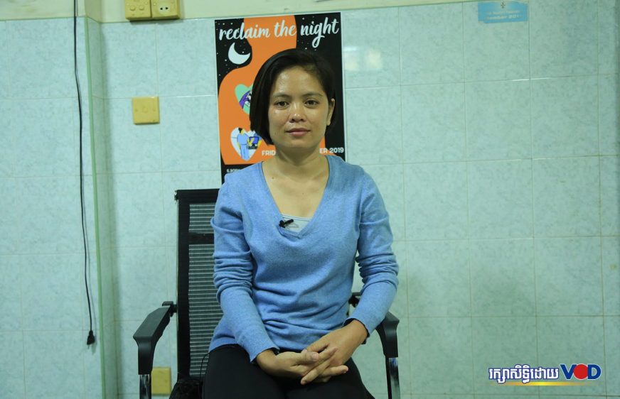 អ្នកឃ្លាំមើលថាពានអាមេរិកផ្ដល់ឱ្យកញ្ញា ឈឹម ស៊ីថរ ជាការរំឭកពីកាតព្វកិច្ចស្ដារសិទ្ធិមនុស្សនៅកម្ពុជា