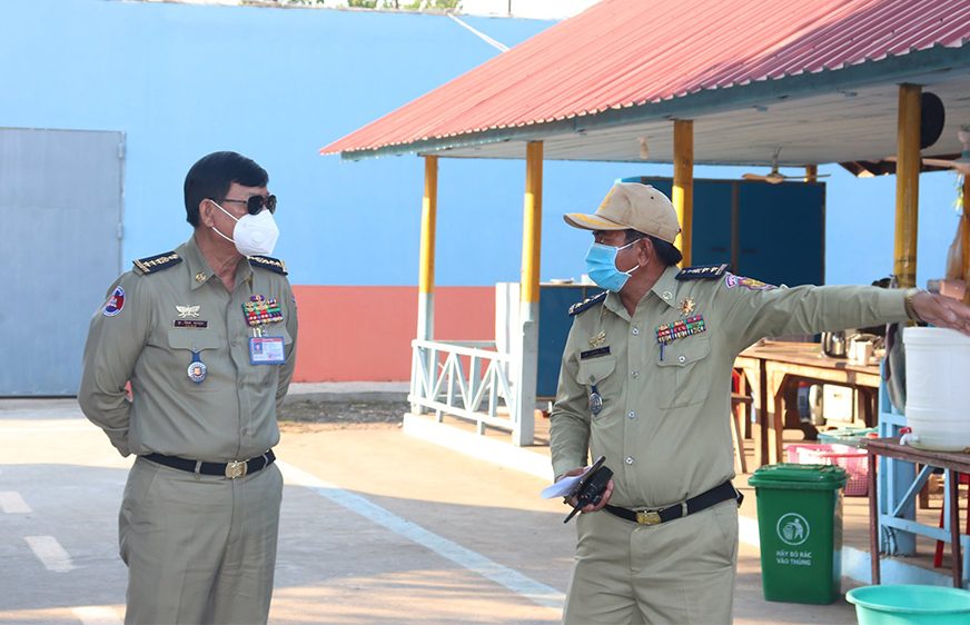 មន្ត្រី​អនុរក្ស​និង​អ្នក​ជាប់​ឃុំ​នៅ​ពន្ធនា​គារ​ខេត្ត​សៀមរាប​​ជិត​២០​នាក់​វិជ្ជមាន​​​ជំងឺ​កូវីដ-១៩​