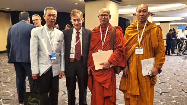 សហព័ន្ធ​ខ្មែរ​កម្ពុជា​ក្រោម​ផ្សព្វផ្សាយ​ការរំលោភ​​សិទ្ធិ​សេរីភាព​​សាសនានៅ​កម្ពុជា​ក្រោម​​ក្នុង​​សន្និសីទ​សេរីភាព​​អន្តរ​សាសនា​​នៅ​​រដ្ឋ​ធានី​វ៉ាស៊ីនតោន