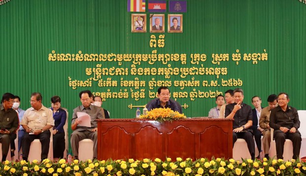 លោក ហ៊ុន សែន បន្ត​ឃោសនា​ដាក់​សម្ពាធ​ពលរដ្ឋ​បោះឆ្នោត​ឱ្យ​បក្ស​ប្រជាជន​កម្ពុជា