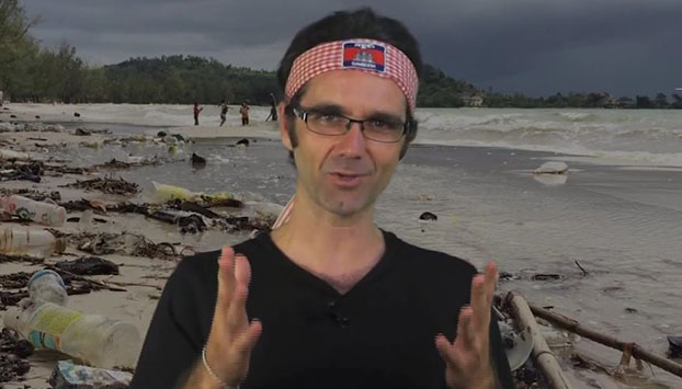 សកម្មជន​បរិស្ថាន​លោក អាឡិច ដាក់​លិខិត​ទៅ​លោក ស ខេង សុំ​ទិដ្ឋាការ​ត្រឡប់​ទៅ​កម្ពុជា​វិញ