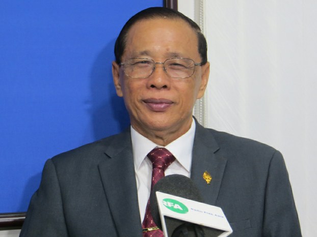 អ្នកនាំពាក្យ​គណបក្ស​ប្រជាជន​កម្ពុជា លោក សុខ ឥសាន ព្រមាន​គណបក្ស​សង្គ្រោះជាតិ​នៅ​ក្រៅ​ប្រទេស​ថា ការ​បន្ត​ធ្វើ​សកម្មភាព​បែប​ឧទ្ទាម​និយម កាន់តែ​នាំ​ឲ្យ​មាន​ពិរុទ្ធភាព​ធ្ងន់​ទៅៗ