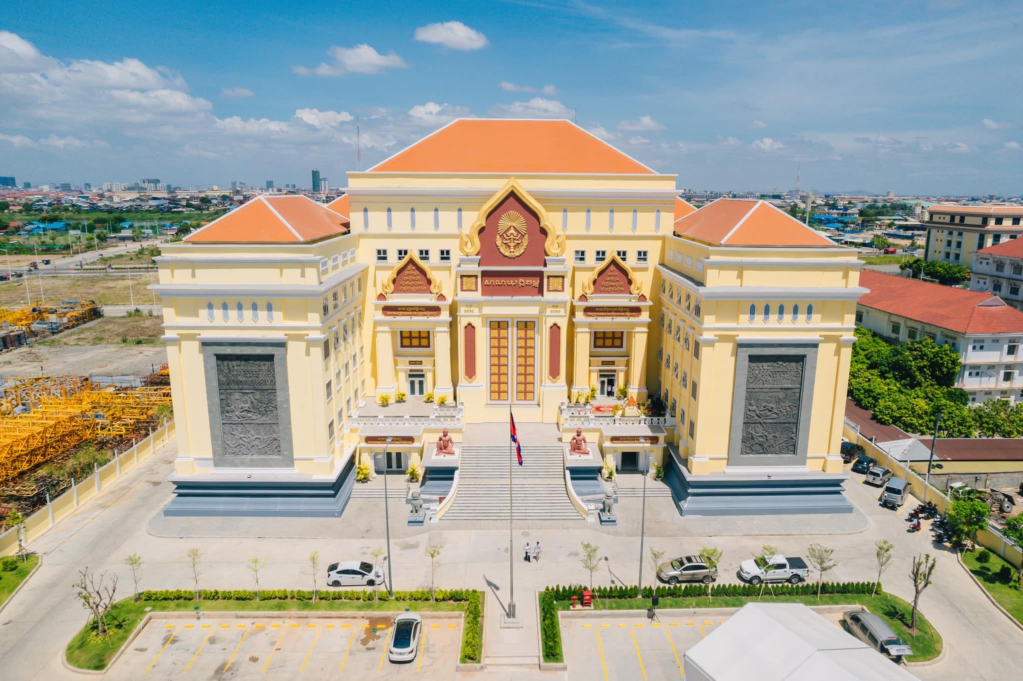 សាលាដំបូងរាជធានីភ្នំពេញ បដិសេធថា ពុំបានទារលុយ២០០០ដុល្លារ ជាថ្នូរដោះលែងជនជាប់ចោទឡើយ