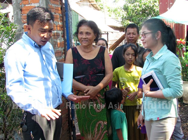 ម្ដាយ​កញ្ញា​ពៅរ៉ូហ្សេត​អំពាវនាវ​ដល់​ពលរដ្ឋ​ឱ្យ​ជួយ​តាមដាន​និង​ផ្ដល់​កម្លាំង​ចិត្ត​ដល់​កូនស្រី