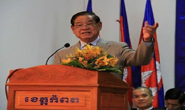 លោកស ខេងព្រមានចាត់វិធានការមន្ត្រីចេញលិខិតបញ្ជាក់អត្តសញ្ញាណឲ្យជនបរទេស