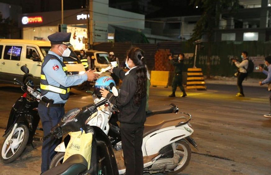 រដ្ឋបាល​រាជ​ធានី​ភ្នំពេញ​ បន្ត​បម្រាម​គោចរ​ចំនួន​២​សប្ដាហ៍​បន្ថែម​ទៀត​