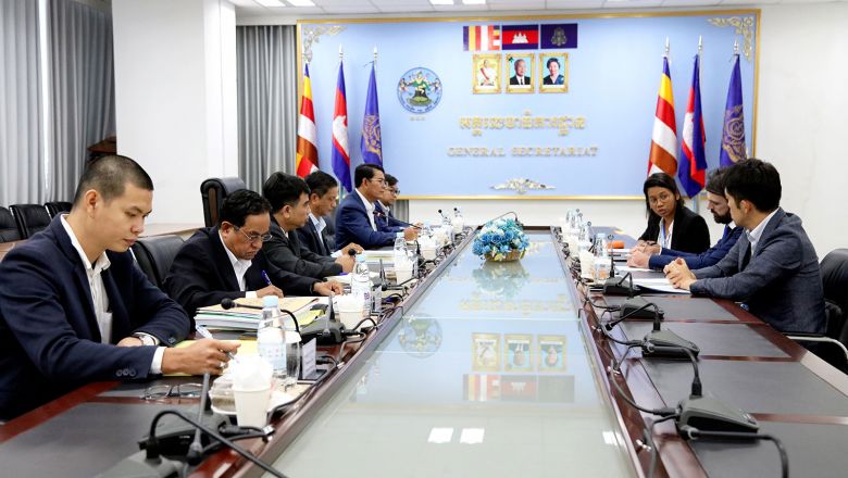  មន្ត្រី​ជំ​រុញ​ឱ្យ​​ស្ថាប័ន​​​​​​សា​រ​ព័ត៌​មា​ន​ឯក​ជ​ន ដែ​ល​មិ​នទា​ន់​បាន​ចុះ​ប​ញ្ជិកា​នៅ​​ ប​.​ស​.ស​.​ ​ប្រញាប់​ទៅ​ចុះប​ញ្ជិ​កា​​ឱ្យ​បាន​ត្រឹ​ម​ដំណា​ច់​​ខែ​ក​ញ្ញា​  អោម ប៊ុនធឿន | Publication date 21 June 2023 | 18:45 ICT 