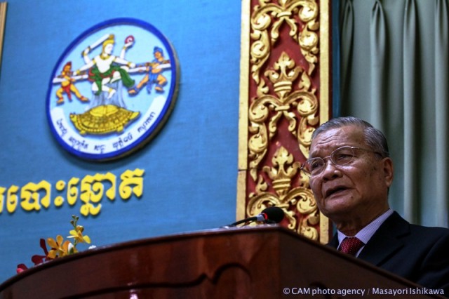 មួយថ្ងៃ​ក្រោយ​សហភាព​អឺរ៉ុប ផ្អាក​ការ​ផ្តល់ជំនួយ គណៈកម្មាធិការ​ជាតិ​រៀបចំ​ការបោះឆ្នោត (​គ​.​ជ​.​ប​) ក៏​ចេញ​សេចក្តីថ្លែងការណ៍​មួយ ដោយ​សម្តែង​ការសោកស្តាយ